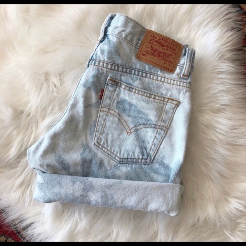 Levi Vintage Light Washed Denim Shorts